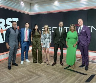 Nicole Briscoe feet photo thumbnail