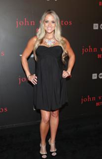 Nicole Curtis feet photo thumbnail