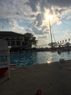 Nicole Curtis feet photo thumbnail