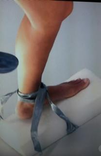 Nicole Curtis feet photo thumbnail