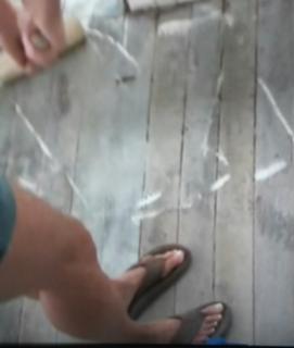 Nicole Curtis feet photo thumbnail