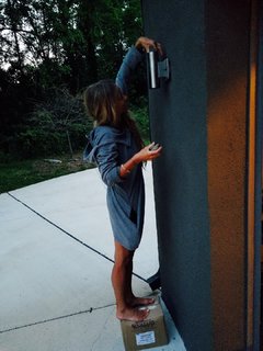 Nicole Curtis feet photo thumbnail