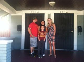 Nicole Curtis feet photo thumbnail