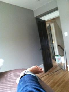 Nicole Curtis feet photo thumbnail