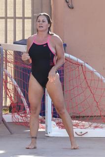 Nicole Eggert feet photo thumbnail