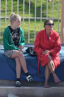 Nicole Eggert feet photo thumbnail