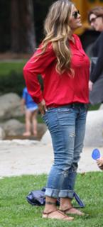 Nicole Eggert feet photo thumbnail