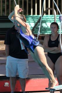 Nicole Eggert feet photo thumbnail