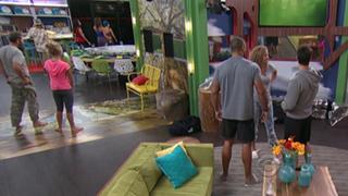 Nicole Franzel feet photo 2