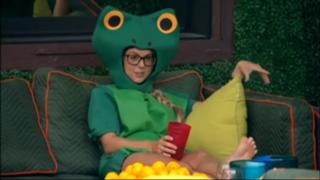 Nicole Franzel feet photo 7
