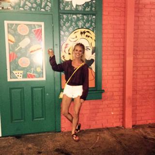 Nicole Franzel feet photo 12