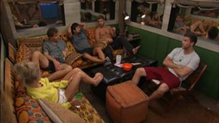 Nicole Franzel feet photo 15