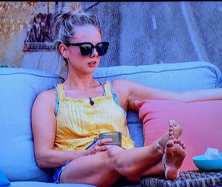Nicole Franzel feet photo 14