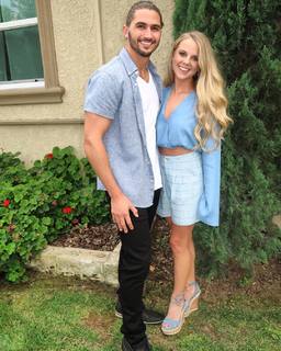 Nicole Franzel feet photo 5