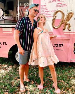 Nicole Franzel feet photo 8