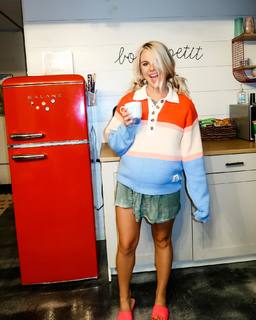Nicole Franzel feet photo 17