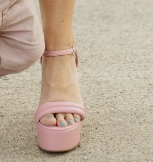 Nicole Franzel feet photo 15