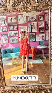 Nicole Franzel feet photo 14