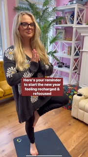 Nicole Franzel feet photo 11