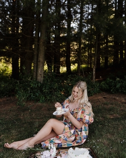 Nicole Franzel feet photo 8