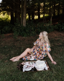 Nicole Franzel feet photo 5