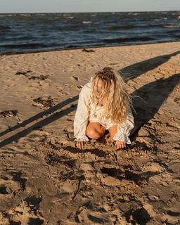 Nicole Franzel feet photo 18