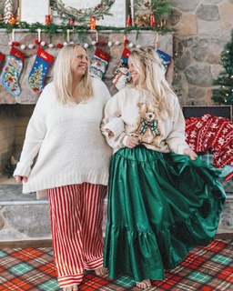 Nicole Franzel feet photo 14
