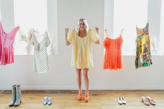 Nicole Franzel feet photo 2