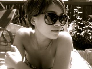 Nicole Gale Anderson feet photo 17