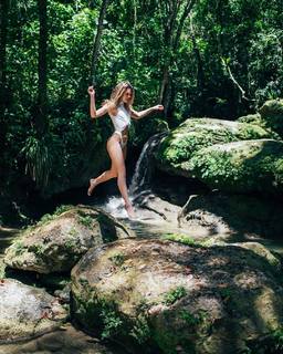 Nicole Kay Clark feet photo 16