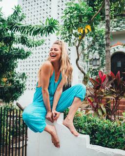 Nicole Kay Clark feet photo 4
