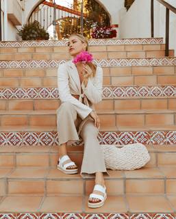 Nicole Kay Clark feet photo 17