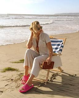 Nicole Kay Clark feet photo 4