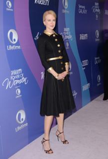 Nicole Kidman feet photo thumbnail