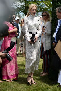 Nicole Kidman feet photo thumbnail