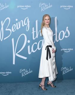 Nicole Kidman feet photo thumbnail