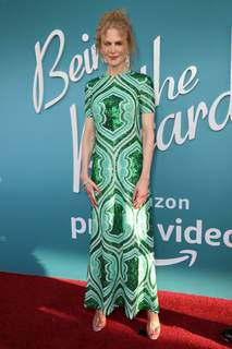 Nicole Kidman feet photo thumbnail