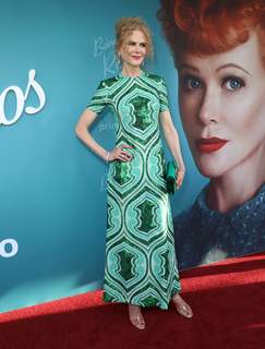 Nicole Kidman feet photo thumbnail