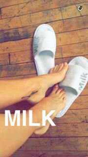Nicole Lynn Williams feet photo 1