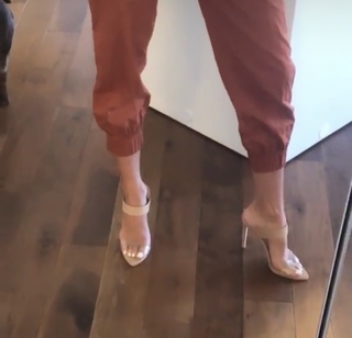 Nicole Lynn Williams feet photo 17