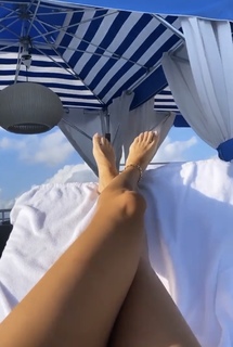 Nicole Lynn Williams feet photo 5