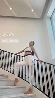 Nicole Lynn Williams feet photo 19
