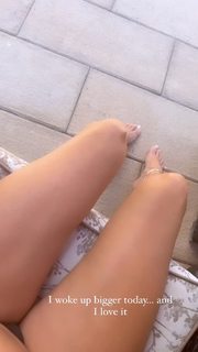 Nicole Lynn Williams feet photo 16