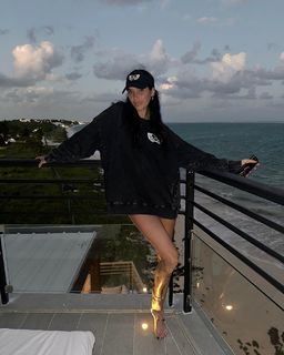Nicole Lynn Williams feet photo 9