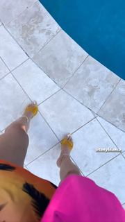 Nicole Lynn Williams feet photo 11