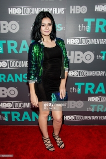 Nicole Maines feet photo 6
