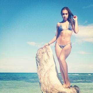 Nicole Mejia feet photo 5