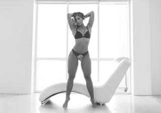 Nicole Mejia feet photo 16