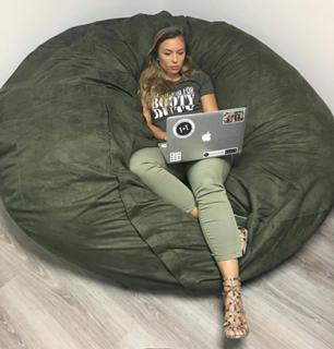 Nicole Mejia feet photo 18