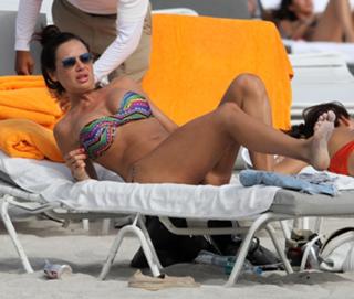 Nicole Minetti feet photo 15